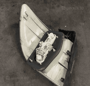 MERCEDES B 245 lampa tyl tylna  prawa 4