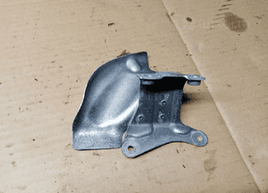 Osłona termiczna turbiny BMW M5 G30 F90 4.4 V8 7852132 3
