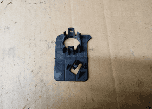 Koszyk mocowanie czujnika PDC przód BMW M5 G30 F90 8065325 1
