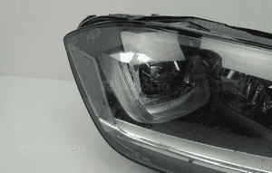 LAMPA PRAWA PRAWY PRZÓD VW SPORTSVAN XENON 3