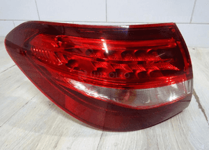 Lampa lewy tył c-klasa kombi W205 A2059060557 llu 1