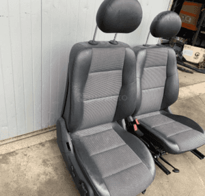 MERCEDES C 203 sedan fotel przedni PRAWY grzany avantgarda połskora 2