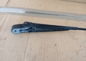 Ramie wycieraczki lewy przód Mercedes W126 5