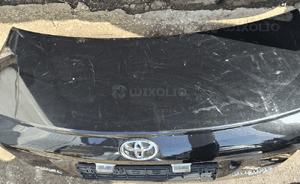 Toyota Avensis T25  sedan klapa bagażnika tył 209 3