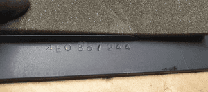 Osłona poszycie słupka prawa Audi A8 D3 4E0819704C 6