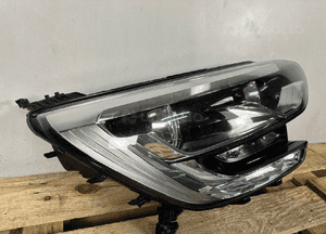 Lampa przod przednia prawa renault megane iv 4 zwylka  led 260102555R cala 3