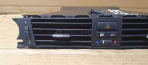 Kratka nawiewu powietrza środkowa BMW 3 E90 E91 9130458 2