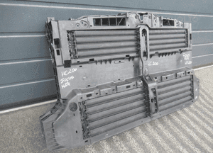 Pas przedni przód wzmocnienie czołowe roleta żaluzja ford focus MK4 iv JX6B-A16E146-B1K  JX6B-A16E146-B1J 6