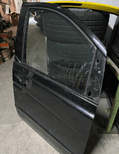 mercedes  VITO VIANO 639 drzwi prawe czarne c197 3