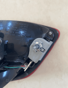 Lampa tył tylna lewa w klapę bmw 2 F45 7311041-10 2014- 13
