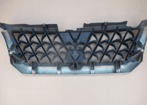 Atrapa grill chłodnic pajero i 1 98-00 MR478597 4