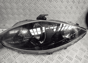 Lampy xenon seat altea prawa lewa komplet 2