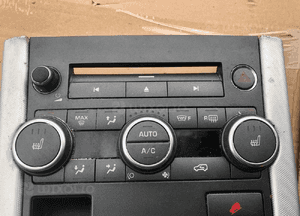 Panel nawiewu BJ32-14239 Range Rover Evoque 1