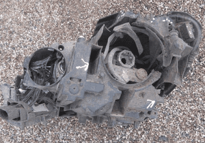 MERCEDES C 204 lift xenon prawy ils uszkodzony 2