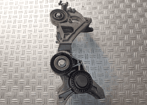 ŁAPA ALTERNATORA VW AUDI 03L903043R CAG RADOM 1
