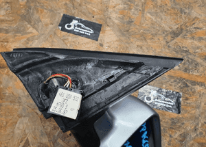 Lusterko 4B1858532 Zewnetrzne Srebrne Prawe LY7M Europa Audi A6 C5 5 pin 8