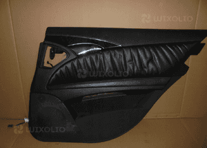 Boczek prawy tyl skora mercedes W211 e-klasa eu