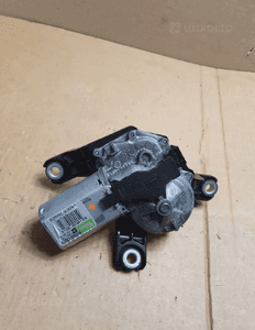 SILNICZEK WYCIERACZKI TYŁ OPEL MERIVA B nr 13282361 1