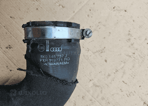 Audi A4 B8 1.8 TFSI rura wąż powietrza 8K0145737J 8K0145738M 3
