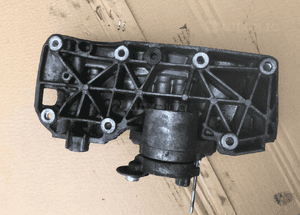 Łapa alternatora Bmw E90 E91 F10 F11 2.0d 8506863 4