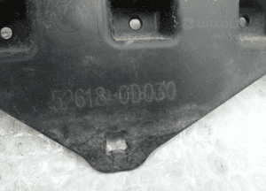 Toyota yaris iii osłona płyta pod zderzak podłoga 3