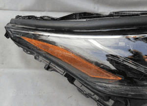 Lampa prawa prawy przód Toyota Highlander 10100-8A06J 4