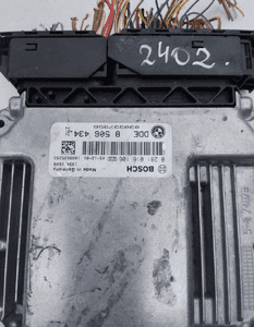 Sterownik silnika komputer bmw E87 E90 E91 2.0D 8506434 2