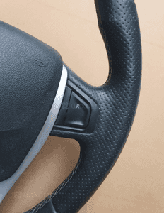 Renault Laguna 3 III kierownica ścięta poduszka 3