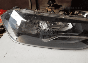 lampa prawa przód polo 6 uszkodzona 1