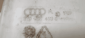 Zbiorniczek spryskiwaczy pompka Audi A4 B8 8T0955453C 8T1955463B 6