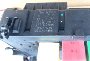 Opel Signum Vectra C moduł sterownik komfortu FW 13205780 519168009 3