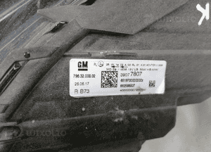 Lampa prawa prawy przód Opel Astra 5 V K 39077807 8