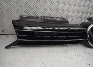Atrapa grill chłodnicy vw golf vi 5K0853653F 2