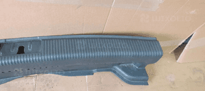 Osłona pasa tylnego bagażnika VW Golf V Plus 5M0863459D 3