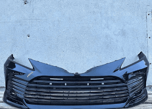 Zderzak przod przedni toyota camry viii 8 lift fl 2021-  kratka caly 1