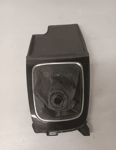 MAZDA 6 GJ III RAMKA MIESZEK ZMIAN Y BIEGÓW DEKOR PANEL GJE864341 GHP964449 2