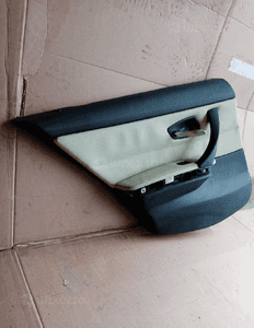 Boczek tapicerka lewy tył tylna lewa skóra BMW 3 E90 Sedan 3