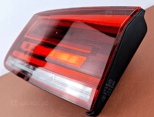 VW Volkswagen Golf SPORTSVAN LAMPA Prawa Tylna Kłapy 510945094N 2