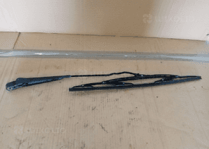Ramie wycieraczki prawy przód Mercedes W126 2