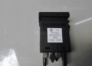 Passat B5 fl włącznik grzania szyby 3B0959621C 3