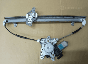 Nissan X-Trail T30 podnośnik mechanizm szyby drzwi przód przednich prawy 3