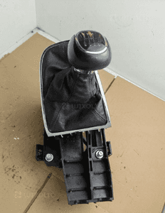 Lewarek wybierak biegów opel astra j insignia a 55577540 2