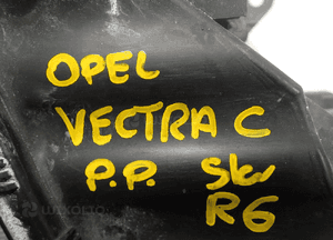 Lampa prawy przód opel vectra c  europa 9