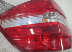 Lampa tylna tył lewa mercedes ml W164 2005-2008 10