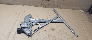 Mechanizm podnośnik szyby prawy przód Daihatsu YRV 262100-1010 85710-97401 1