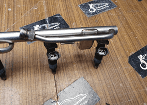 Listwa Paliwowa Zasilajaca Wtryskowa Wtryski Audi A4 B6 B7 2.0 B ALT 13