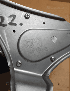 SILNICZEK WYCIERACZKI TYŁ TOYOTA AURIS I nr 85130-02030 2