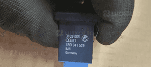 Włącznik przełącznik oświetlenia Audi A6 C5 4B0941529 4