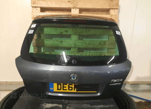 KLAPA BAGAŻNIKA Skoda Fabia II KOMBI 9153 GRAFIT 1