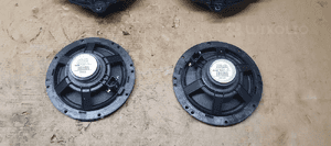 Głośnik drzwi lewy prawy przód dystans obudowa Peugeot 407 3